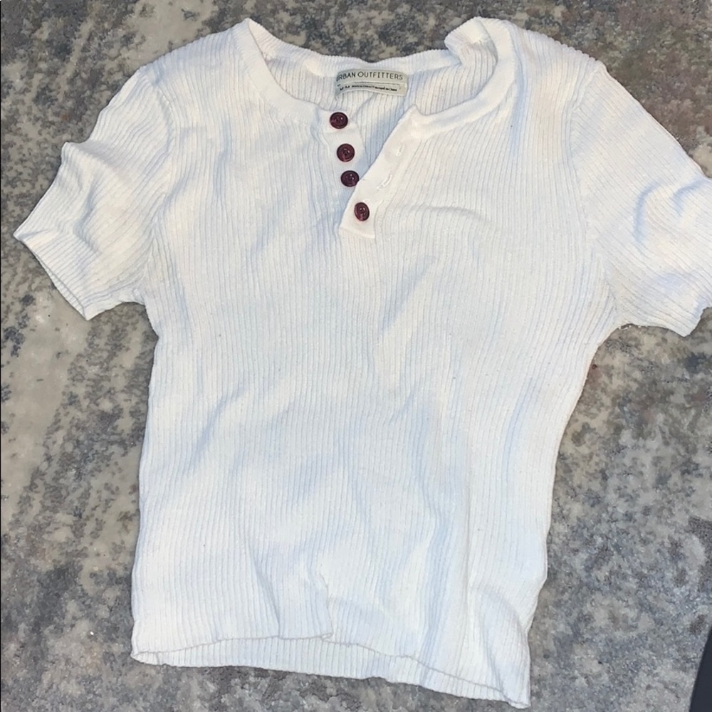 Ribbed short sleeve henley